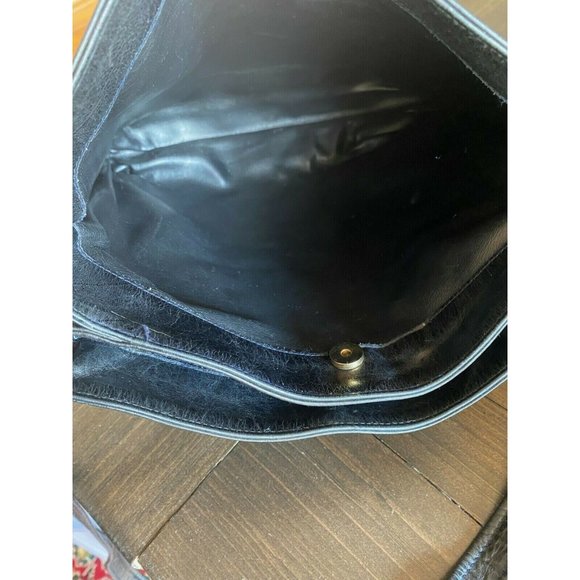 Vintage BALLY Black Luxurious Leather Medium Crossbody Shoulder Handbag Purse - Picture 11 of 12